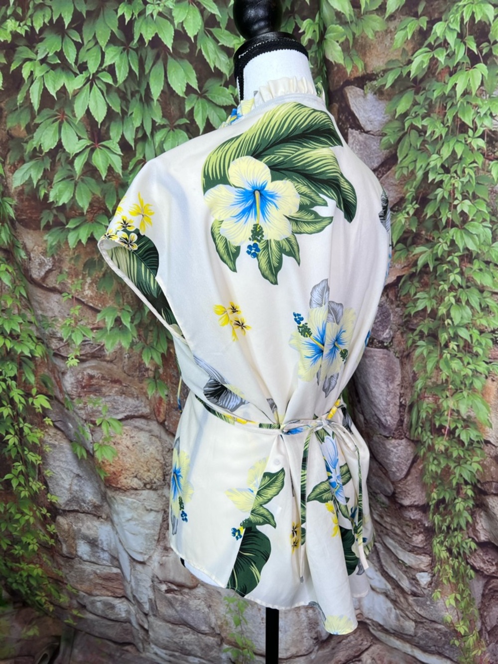 ZARA Cream and Green Tropical Print Dual Tie Blouse, S - Picture 5 of 10